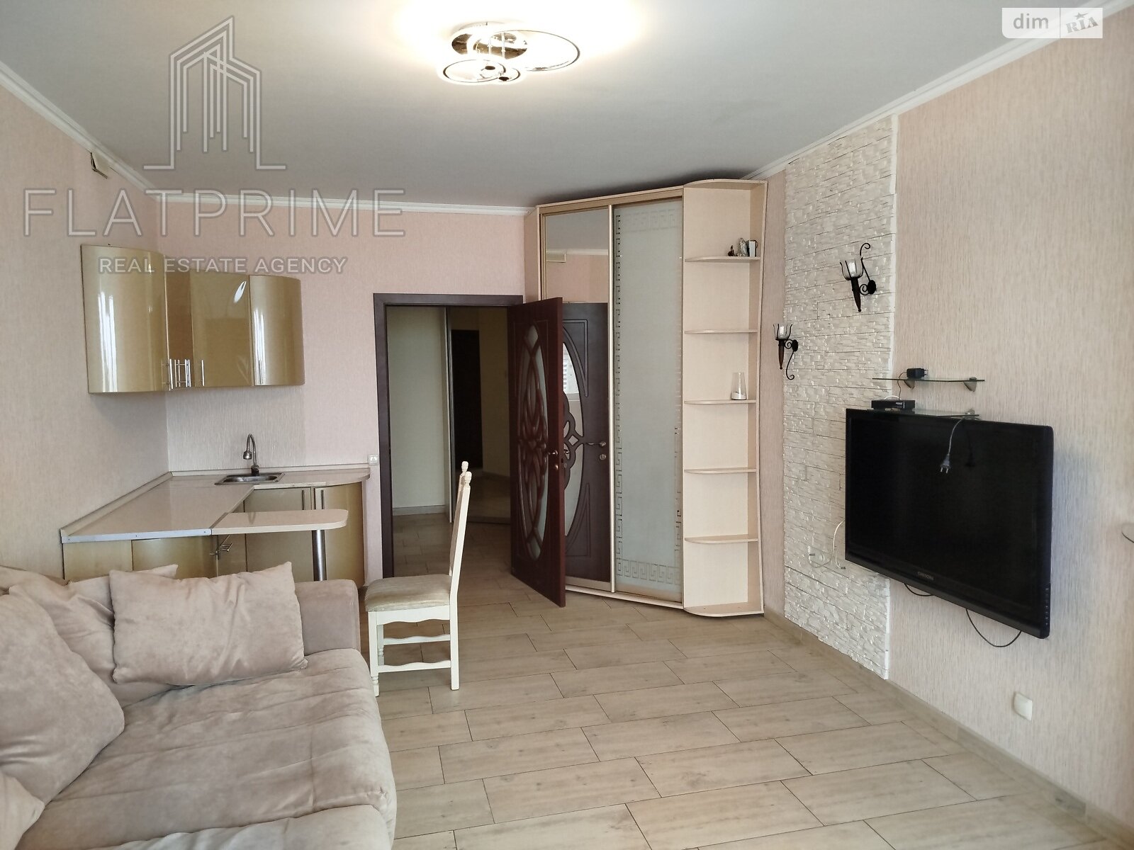 Продажа трехкомнатной квартиры в Киеве, на ул. Градинская 9, район Троещина фото 1 Продажа трехкомнатной квартиры в Киеве, на ул. Градинская 9, район Троещина фото 1