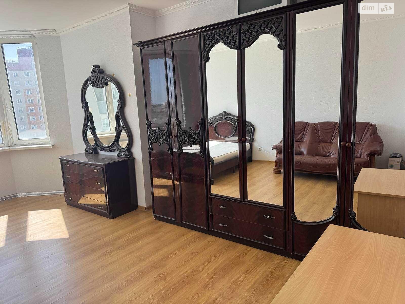 Продажа однокомнатной квартиры в Киеве, на ул. Градинская 9, район Троещина фото 1 Продажа однокомнатной квартиры в Киеве, на ул. Градинская 9, район Троещина фото 1