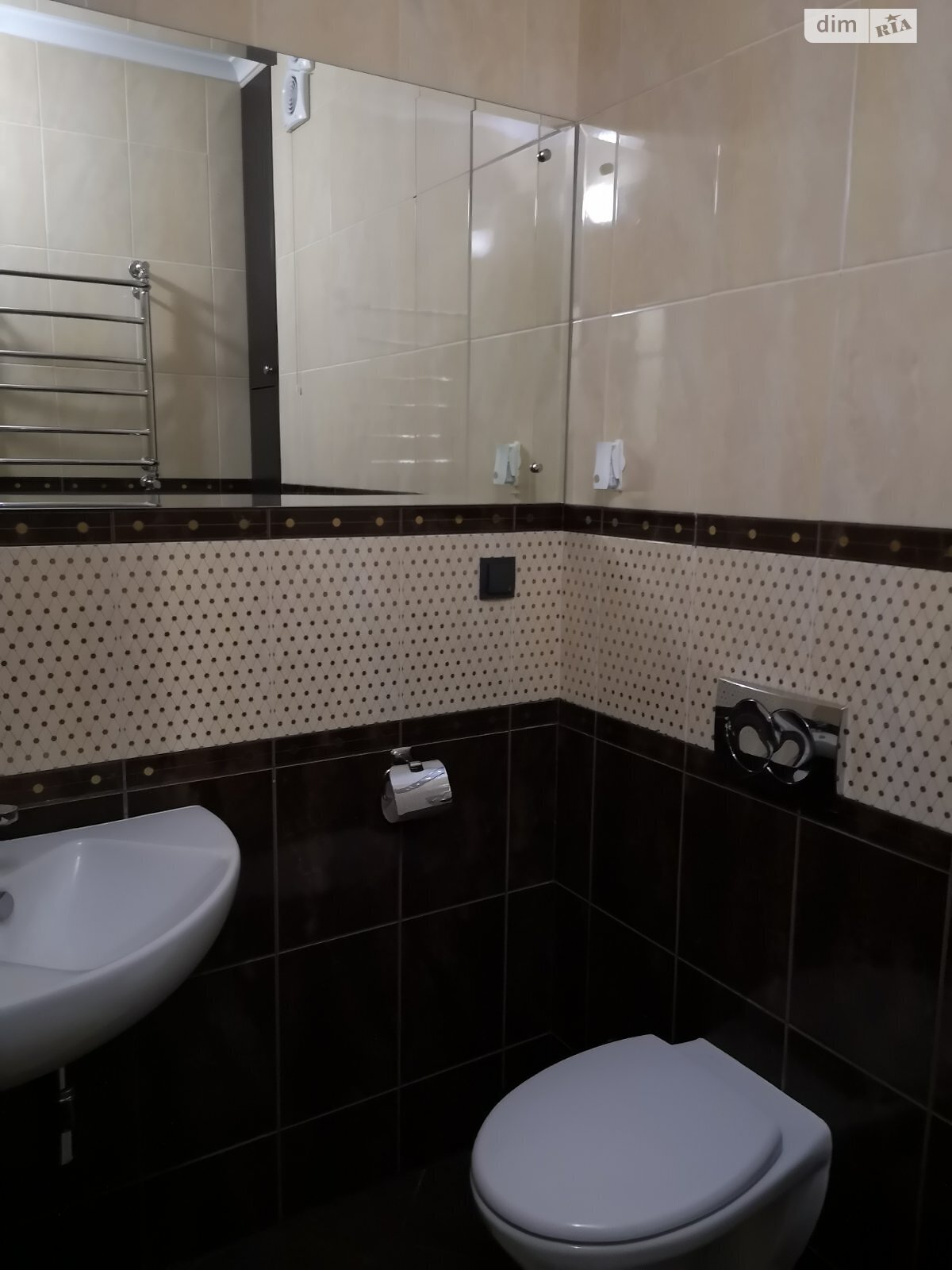 Продажа трехкомнатной квартиры в Киеве, на ул. Градинская 5, район Троещина фото 1 Продажа трехкомнатной квартиры в Киеве, на ул. Градинская 5, район Троещина фото 1