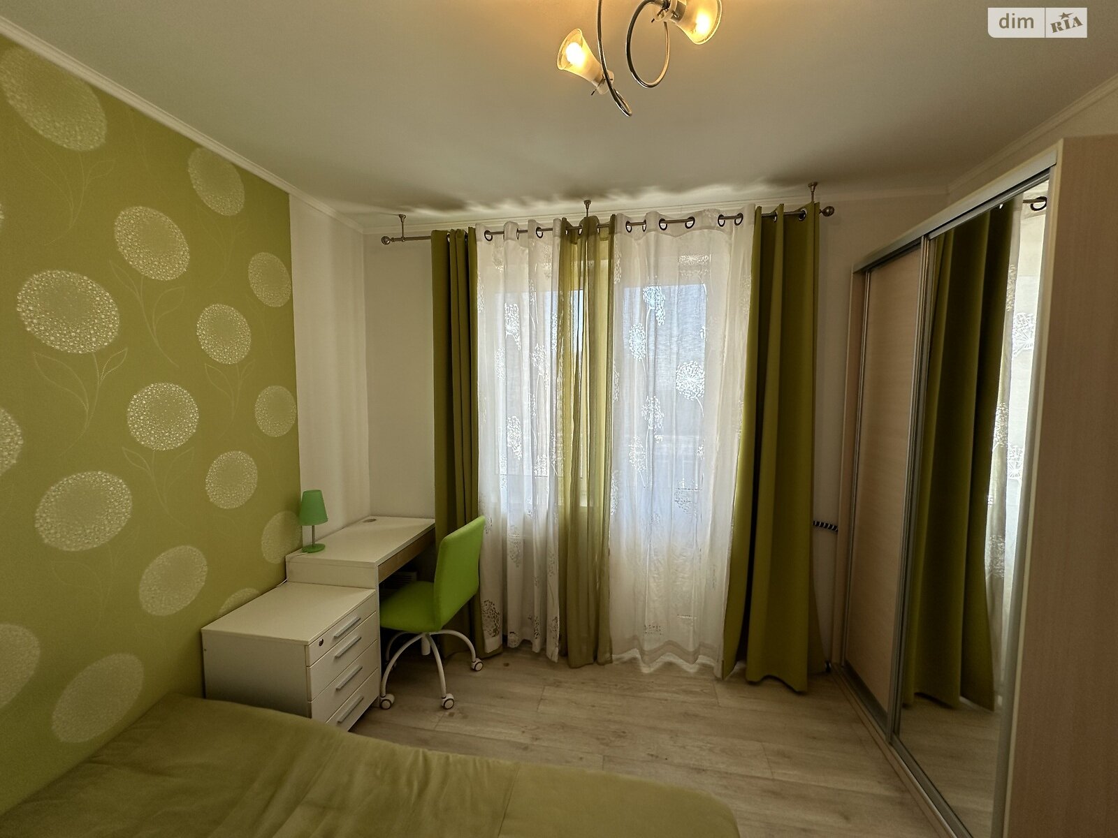 Продаж однокімнатної квартири в Києві, на вул. Градинська 9, район Троєщина фото 1 Продаж однокімнатної квартири в Києві, на вул. Градинська 9, район Троєщина фото 1