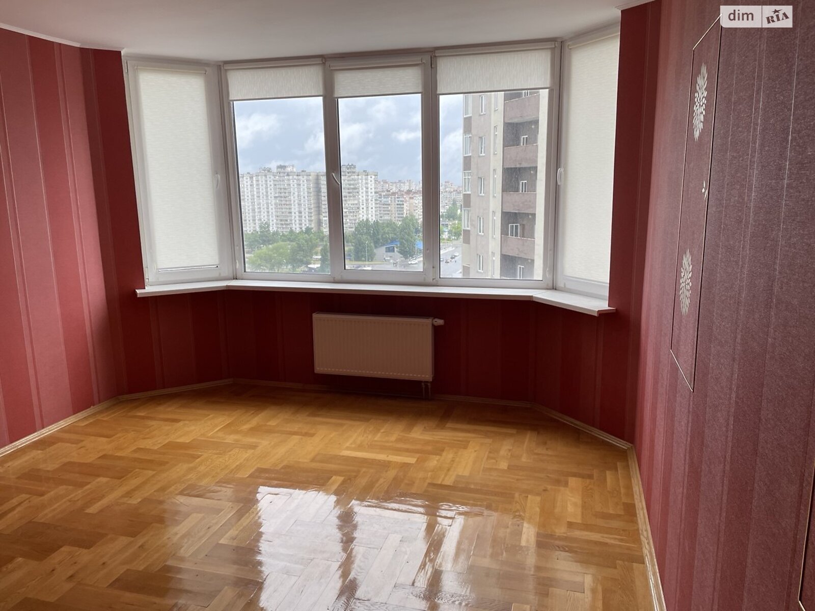 Продажа трехкомнатной квартиры в Киеве, на ул. Градинская 3, район Троещина фото 1 Продажа трехкомнатной квартиры в Киеве, на ул. Градинская 3, район Троещина фото 1