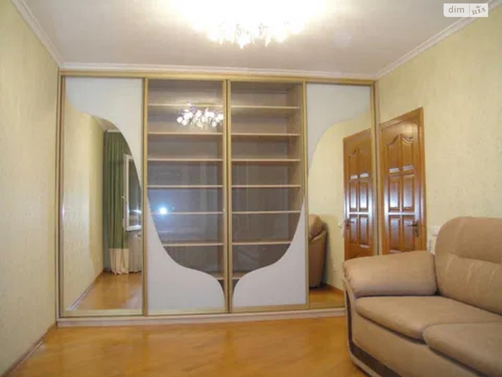 Продаж трикімнатної квартири в Києві, на вул. Лісківська 24, район Троєщина фото 1 Продаж трикімнатної квартири в Києві, на вул. Лісківська 24, район Троєщина фото 1