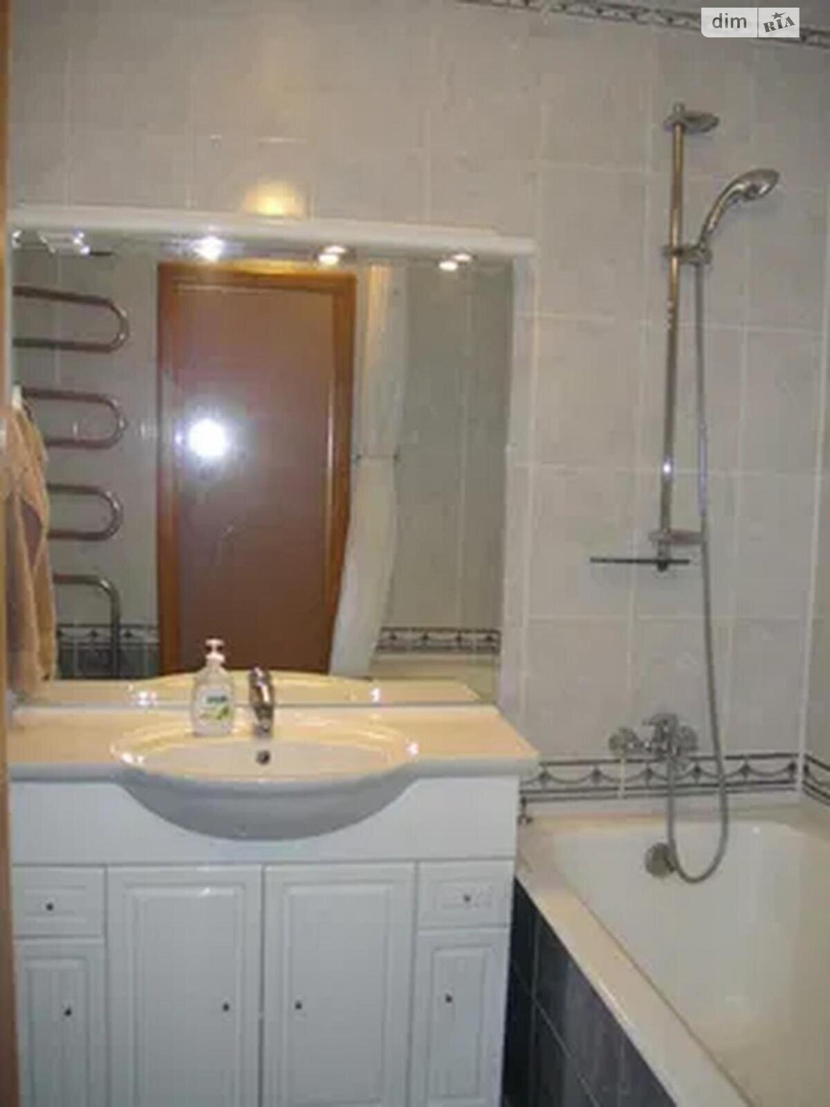 Продаж трикімнатної квартири в Києві, на вул. Лісківська 24, район Троєщина фото 1 Продаж трикімнатної квартири в Києві, на вул. Лісківська 24, район Троєщина фото 1