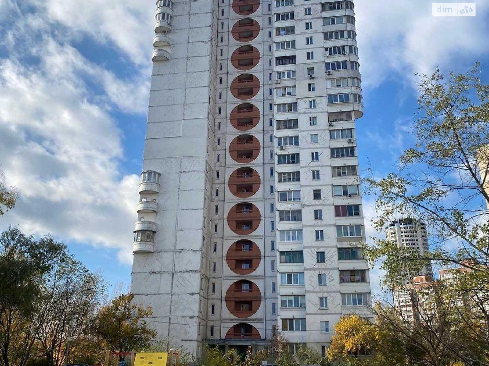 Продаж чотирикімнатної квартири в Києві, на просп. Червоної Калини 5А, район Троєщина фото 1 Продаж чотирикімнатної квартири в Києві, на просп. Червоної Калини 5А, район Троєщина фото 1