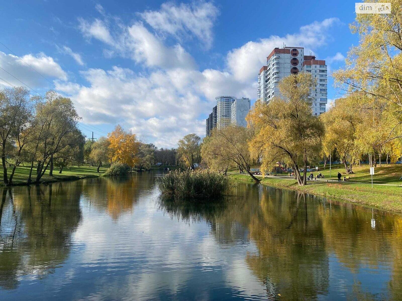 Продаж чотирикімнатної квартири в Києві, на просп. Червоної Калини 5А, район Троєщина фото 1 Продаж чотирикімнатної квартири в Києві, на просп. Червоної Калини 5А, район Троєщина фото 1