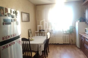 Продажа трехкомнатной квартиры в Киеве, на ул. Милославская 4, район Троещина фото 2