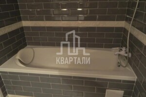 Продажа трехкомнатной квартиры в Киеве, на ул. Милославская 2, район Троещина фото 2