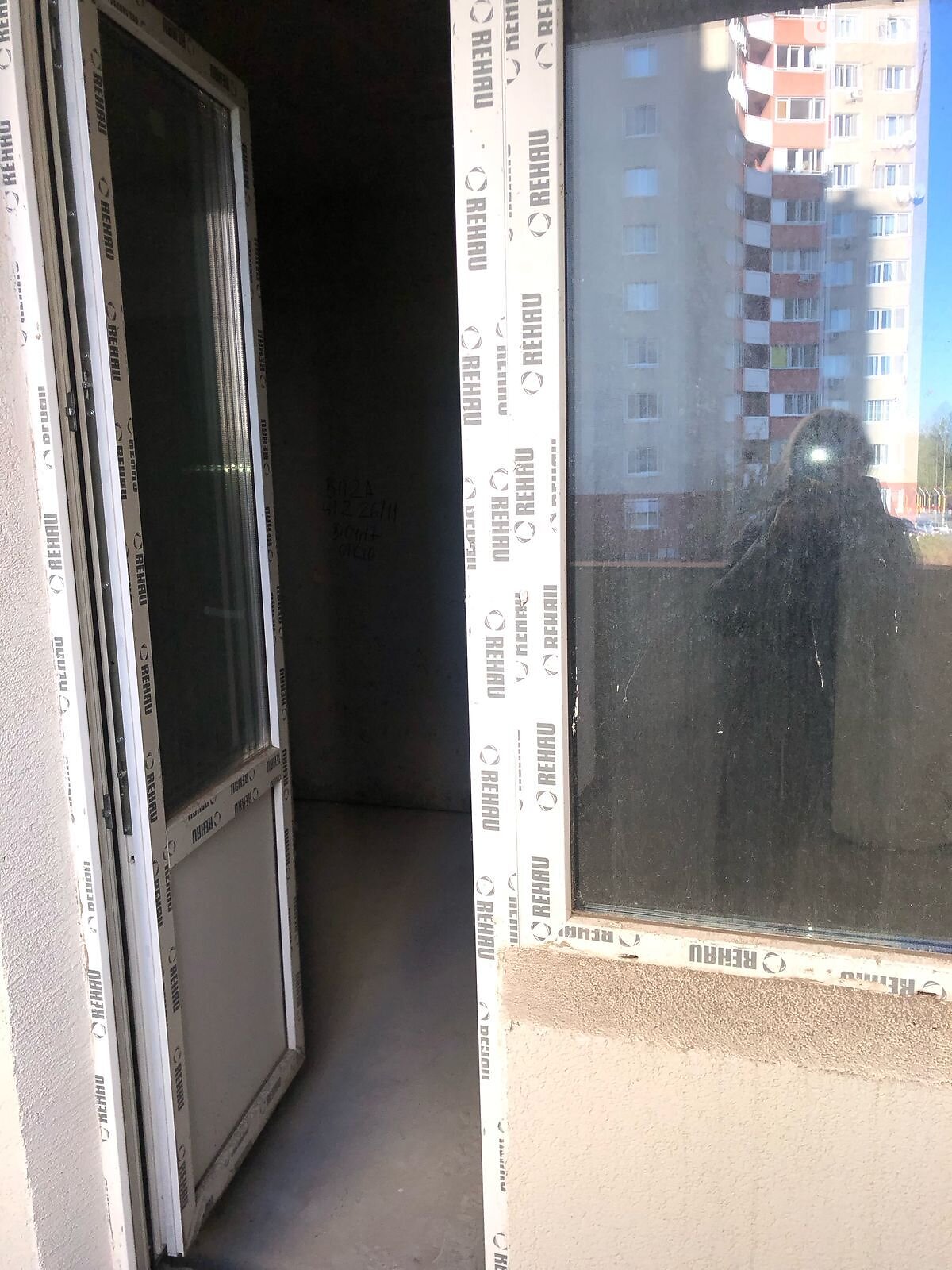 Продажа трехкомнатной квартиры в Киеве, на ул. Милославская 18, район Троещина фото 1 Продажа трехкомнатной квартиры в Киеве, на ул. Милославская 18, район Троещина фото 1