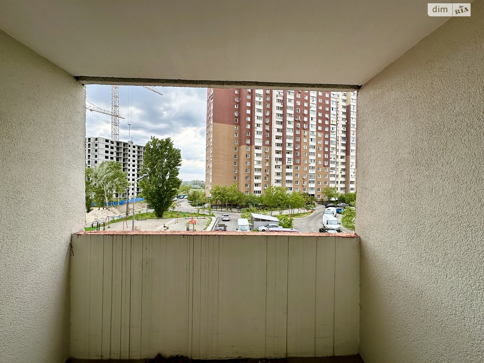 Продажа трехкомнатной квартиры в Киеве, на ул. Милославская 18, район Троещина фото 1 Продажа трехкомнатной квартиры в Киеве, на ул. Милославская 18, район Троещина фото 1