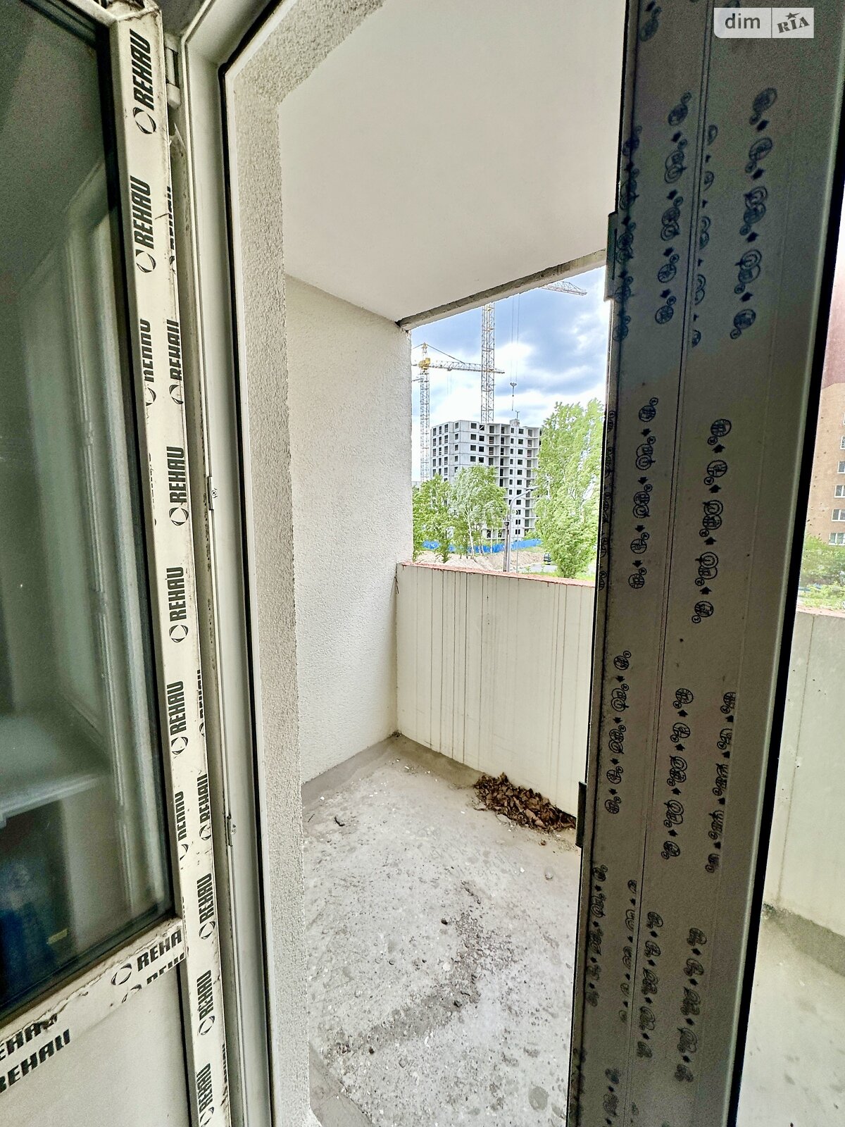 Продажа трехкомнатной квартиры в Киеве, на ул. Милославская 18, район Троещина фото 1 Продажа трехкомнатной квартиры в Киеве, на ул. Милославская 18, район Троещина фото 1