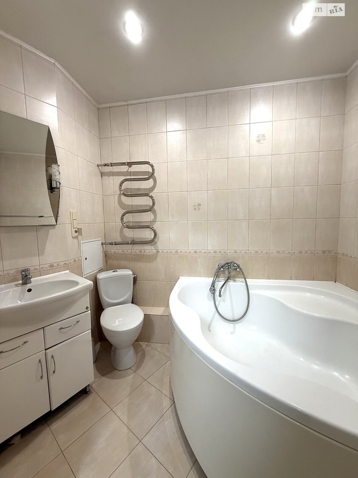 Продажа двухкомнатной квартиры в Киеве, на ул. Милославская 45, район Деснянский фото 1