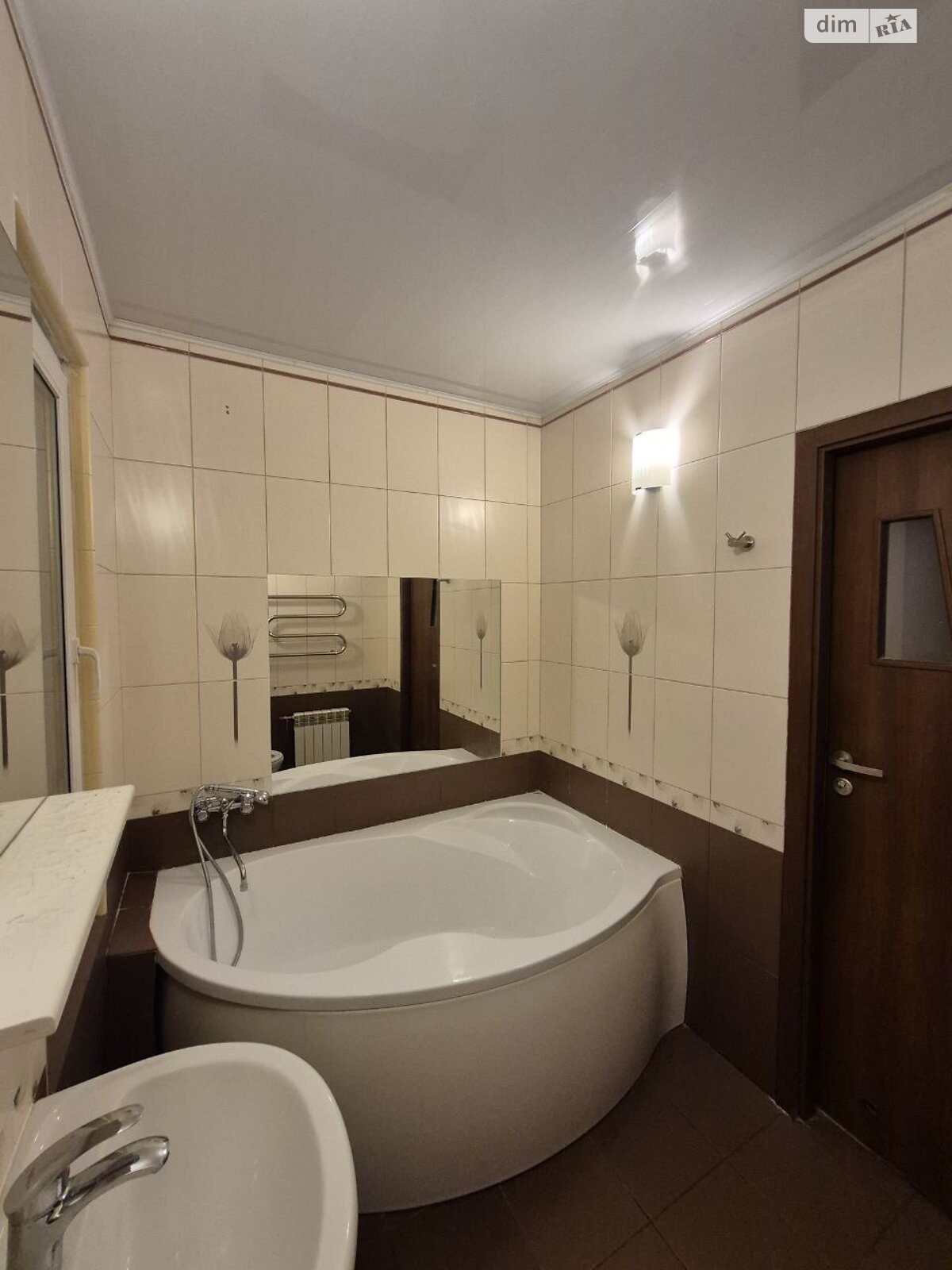 Продажа трехкомнатной квартиры в Киеве, на ул. Милославская 4, район Троещина фото 1 Продажа трехкомнатной квартиры в Киеве, на ул. Милославская 4, район Троещина фото 1