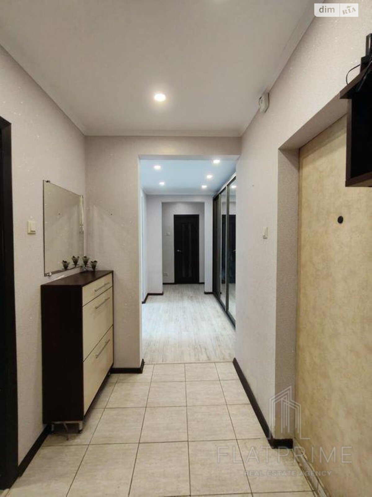 Продажа двухкомнатной квартиры в Киеве, на ул. Милославская 8, район Троещина фото 1