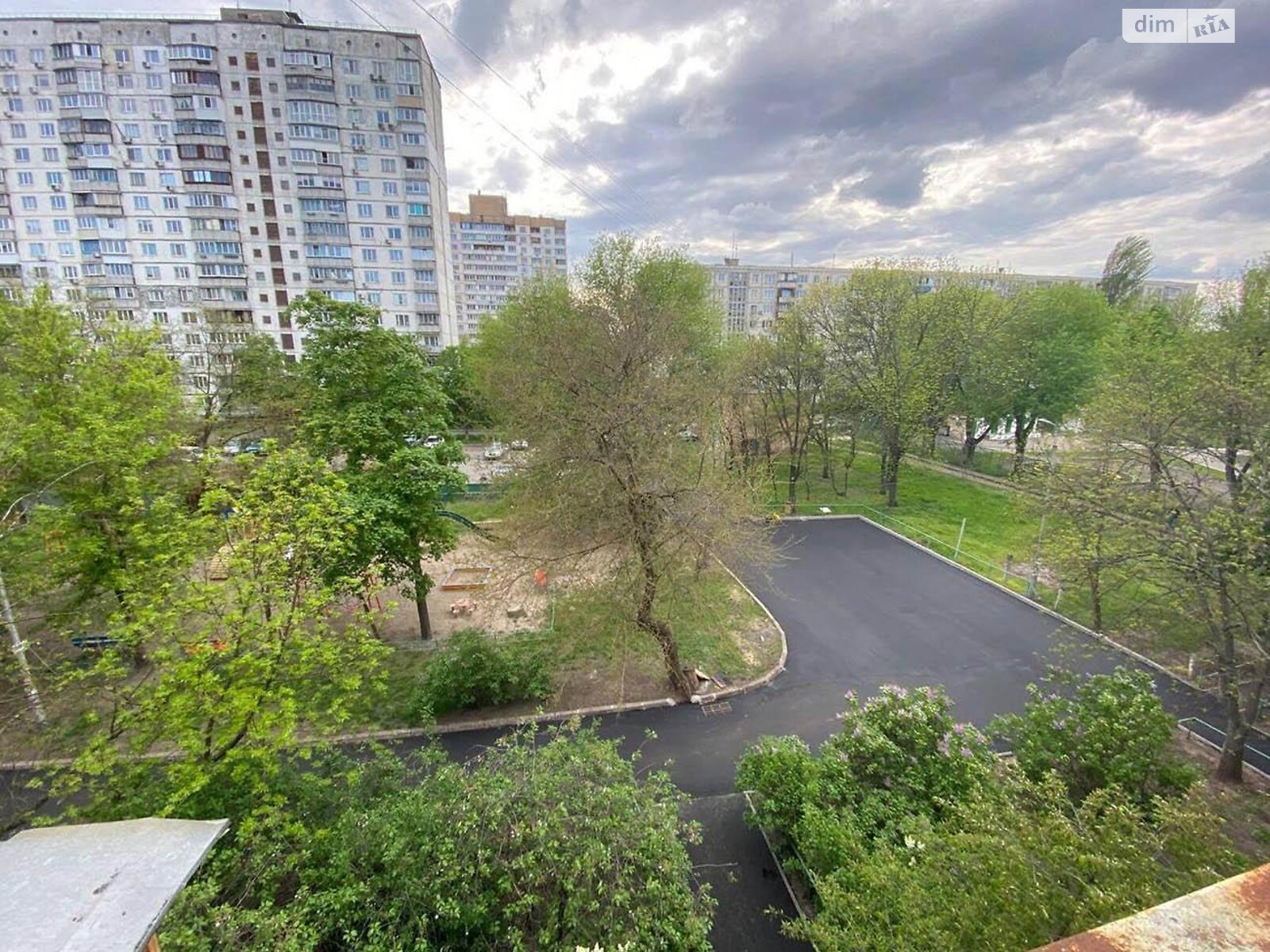 Продаж двокімнатної квартири в Києві, на вул. Мілютенка 42А, район Троєщина фото 1 Продаж двокімнатної квартири в Києві, на вул. Мілютенка 42А, район Троєщина фото 1