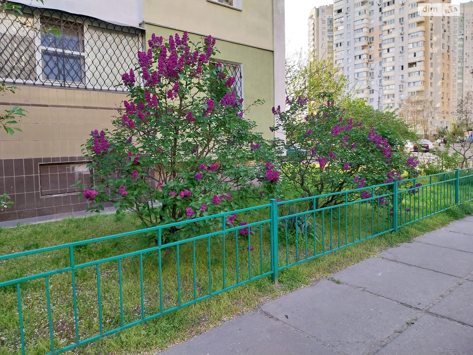 Продажа трехкомнатной квартиры в Киеве, на ул. Николая Лаврухина 11, район Троещина фото 1 Продажа трехкомнатной квартиры в Киеве, на ул. Николая Лаврухина 11, район Троещина фото 1