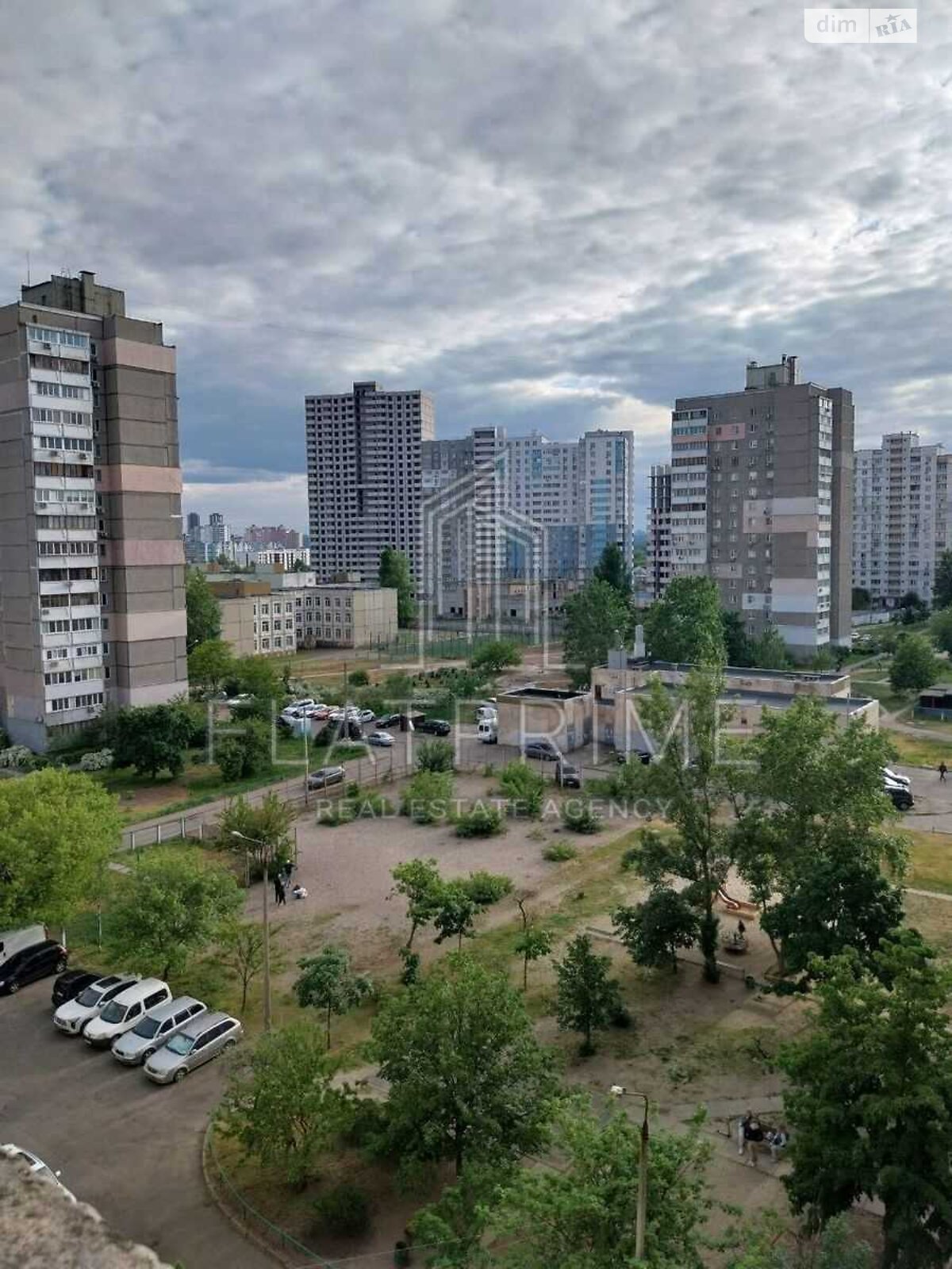 Продажа трехкомнатной квартиры в Киеве, на ул. Николая Лаврухина 11, район Троещина фото 1 Продажа трехкомнатной квартиры в Киеве, на ул. Николая Лаврухина 11, район Троещина фото 1