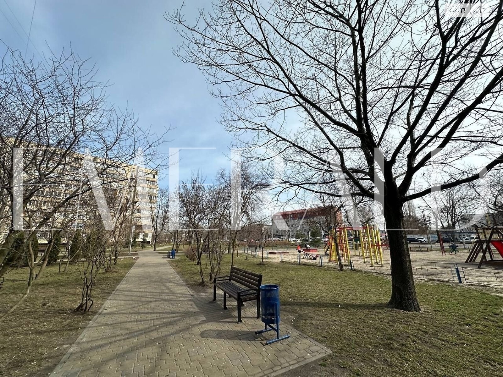 Продажа трехкомнатной квартиры в Киеве, на ул. Николая Закревского 33, район Троещина фото 1 Продажа трехкомнатной квартиры в Киеве, на ул. Николая Закревского 33, район Троещина фото 1