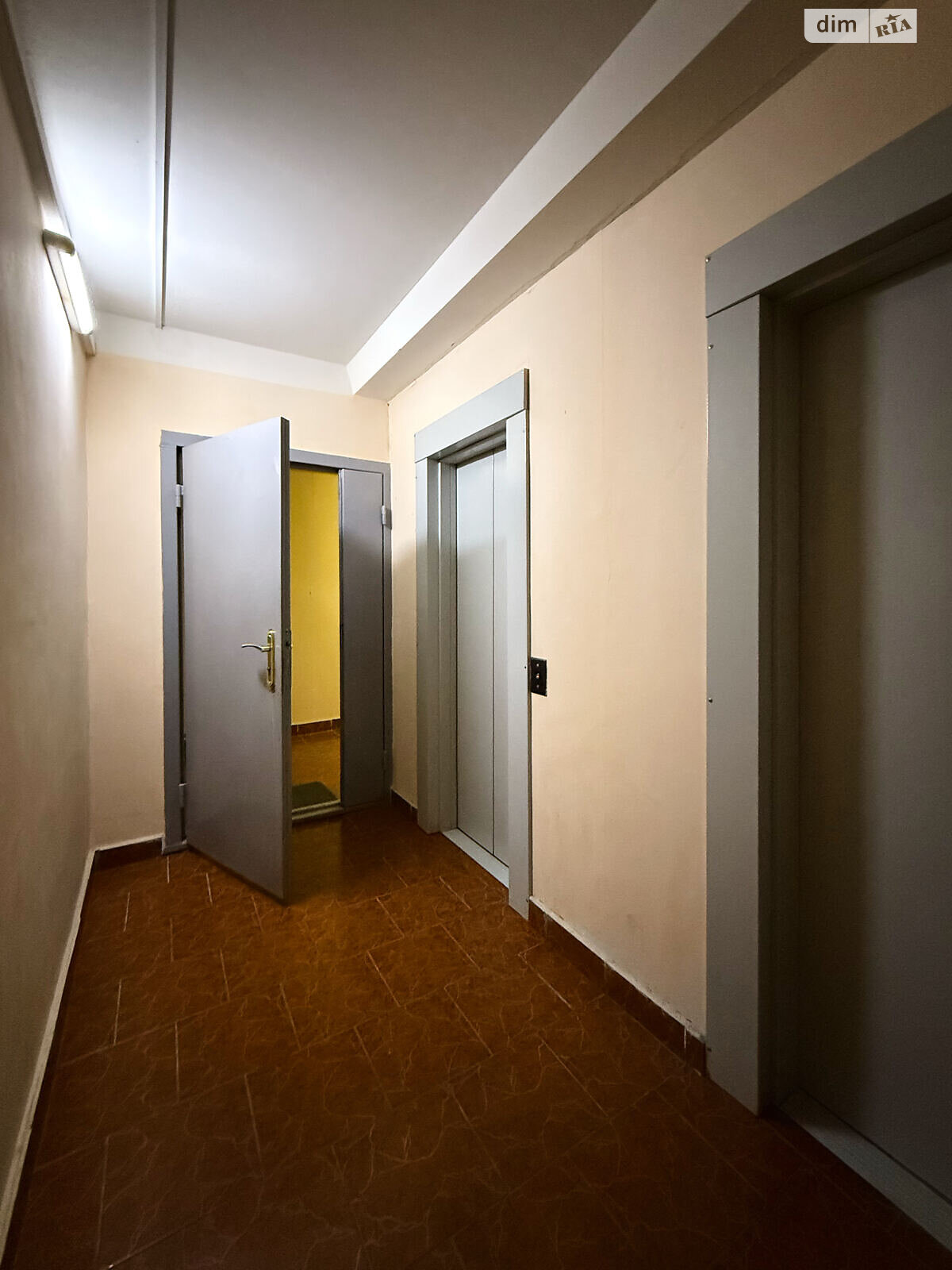 Продаж однокімнатної квартири в Києві, на вул. Миколи Закревського 97, район Троєщина фото 1 Продаж однокімнатної квартири в Києві, на вул. Миколи Закревського 97, район Троєщина фото 1