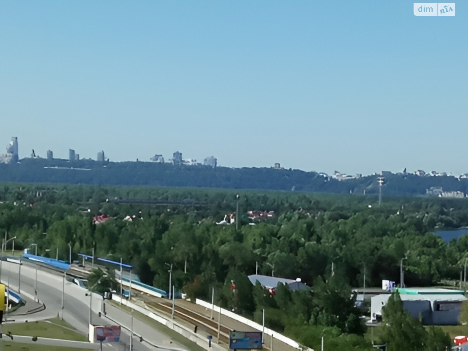 Продаж трикімнатної квартири в Києві, на вул. Оноре де Бальзака 4, район Деснянський фото 1 Продаж трикімнатної квартири в Києві, на вул. Оноре де Бальзака 4, район Деснянський фото 1