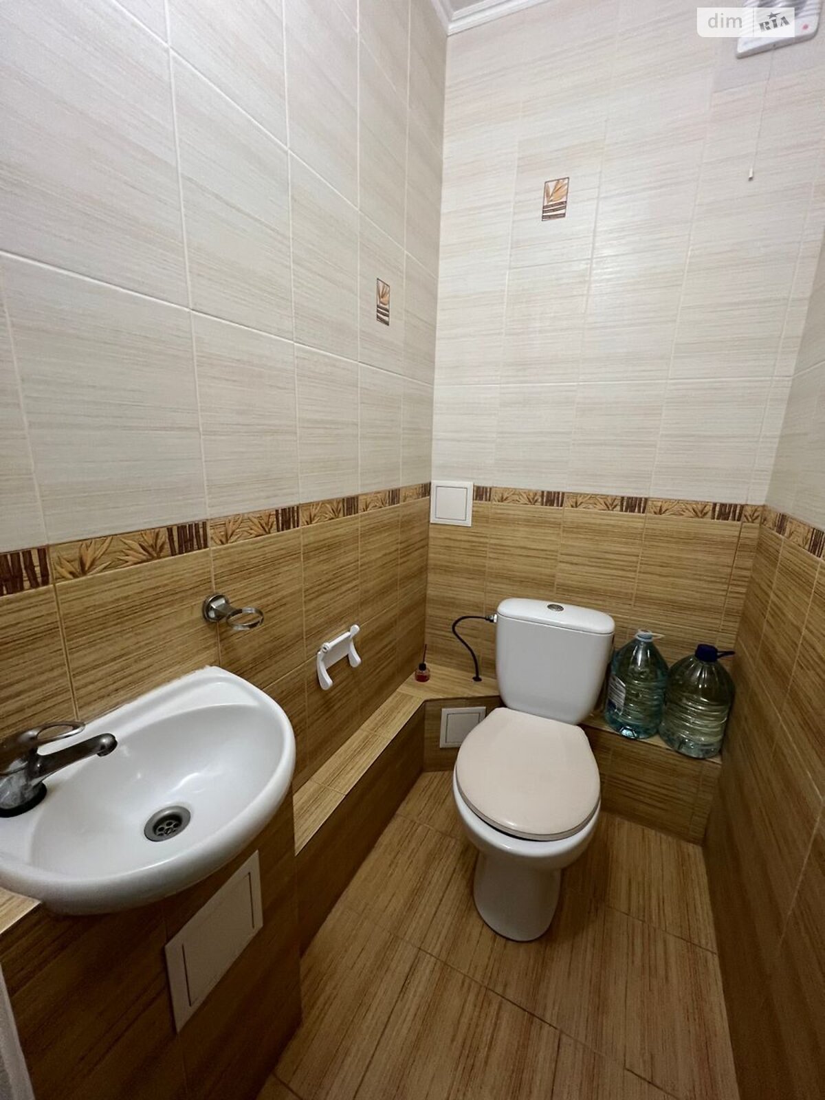 Продаж трикімнатної квартири в Києві, на вул. Оноре де Бальзака 4А, район Троєщина фото 1 Продаж трикімнатної квартири в Києві, на вул. Оноре де Бальзака 4А, район Троєщина фото 1