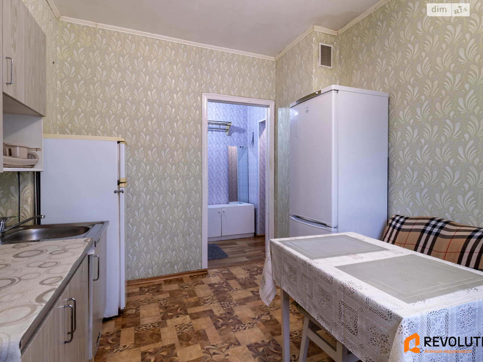 Продажа трехкомнатной квартиры в Киеве, на ул. Оноре де Бальзака 84, район Троещина фото 1 Продажа трехкомнатной квартиры в Киеве, на ул. Оноре де Бальзака 84, район Троещина фото 1
