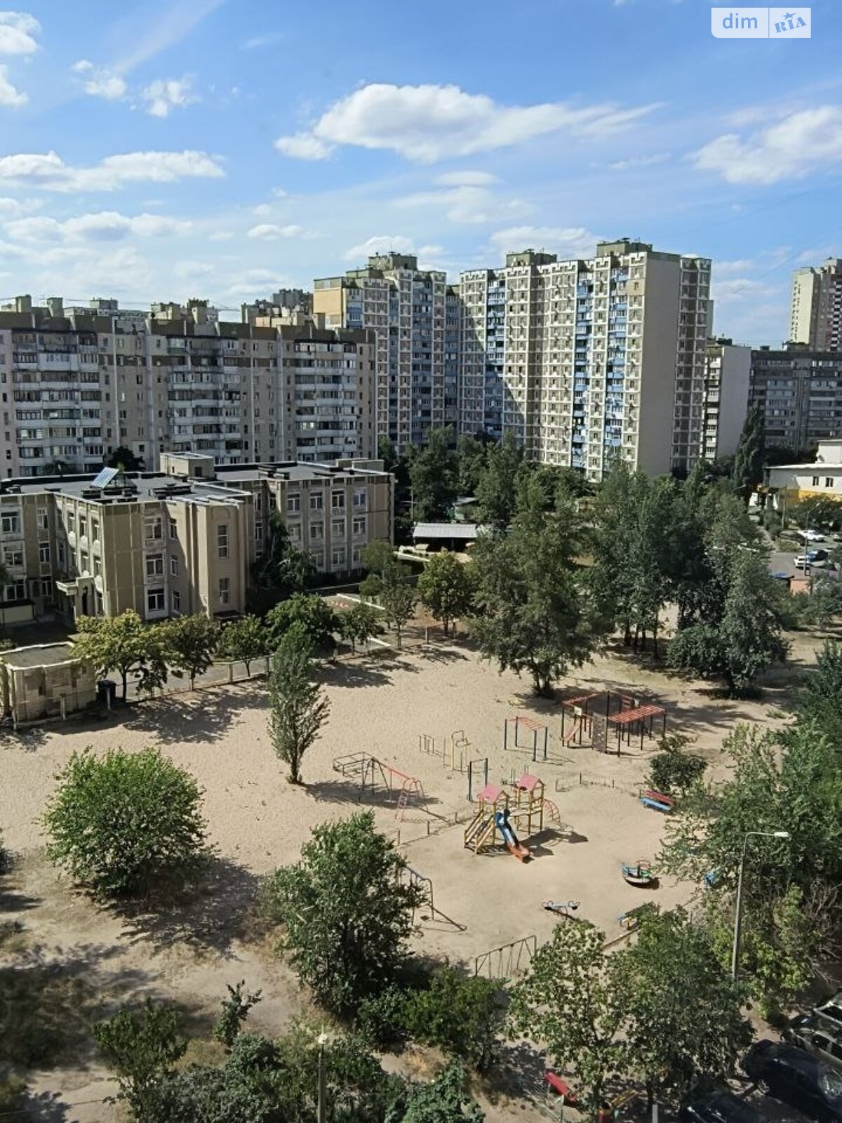 Продаж трикімнатної квартири в Києві, на вул. Оноре де Бальзака 83/2, район Троєщина фото 1 Продаж трикімнатної квартири в Києві, на вул. Оноре де Бальзака 83/2, район Троєщина фото 1