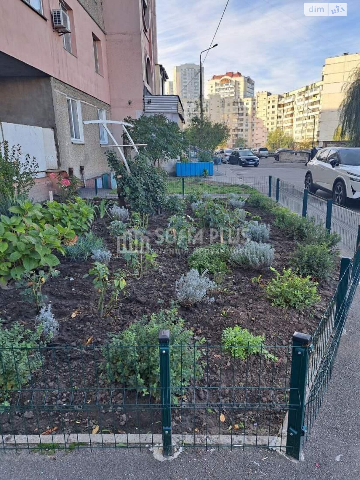 Продаж двокімнатної квартири в Києві, на вул. Радунська, район Троєщина фото 1 Продаж двокімнатної квартири в Києві, на вул. Радунська, район Троєщина фото 1