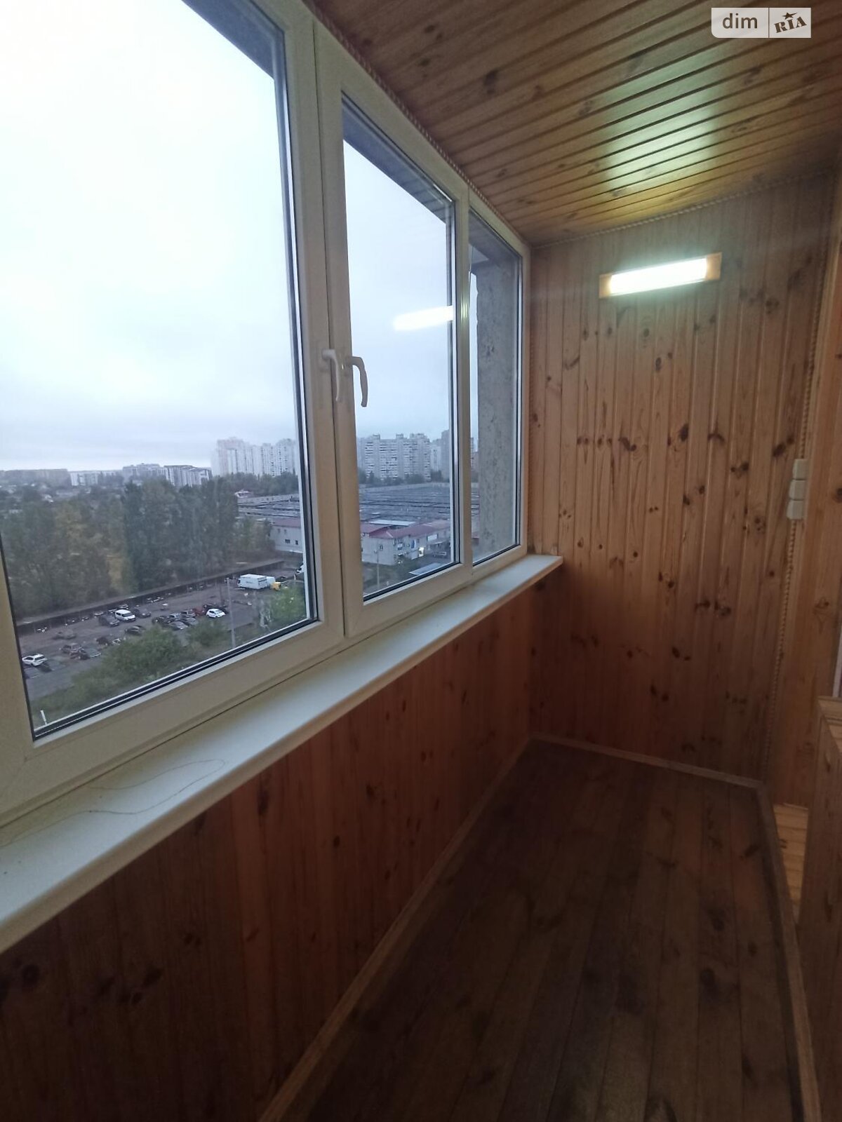 Продаж трикімнатної квартири в Києві, на вул. Радунська 16, район Троєщина фото 1 Продаж трикімнатної квартири в Києві, на вул. Радунська 16, район Троєщина фото 1