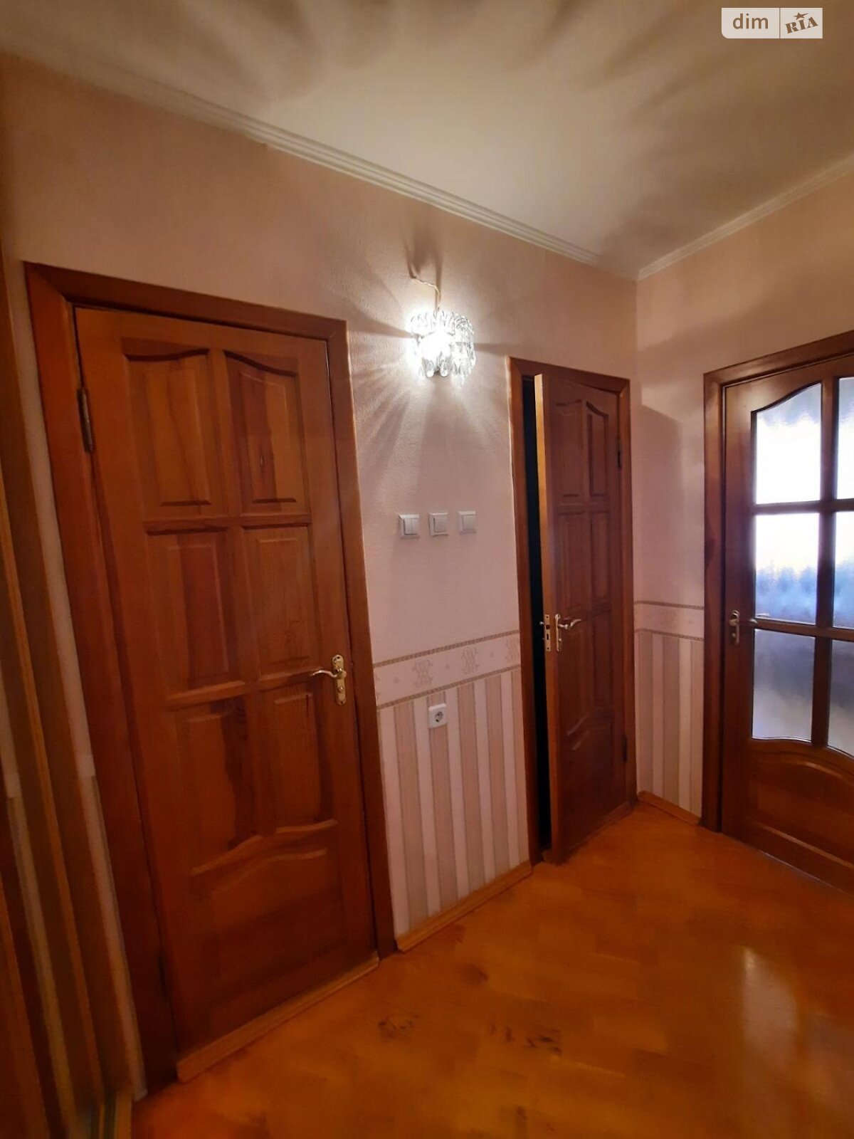 Продажа трехкомнатной квартиры в Киеве, на ул. Радунская 3А, район Троещина фото 1 Продажа трехкомнатной квартиры в Киеве, на ул. Радунская 3А, район Троещина фото 1