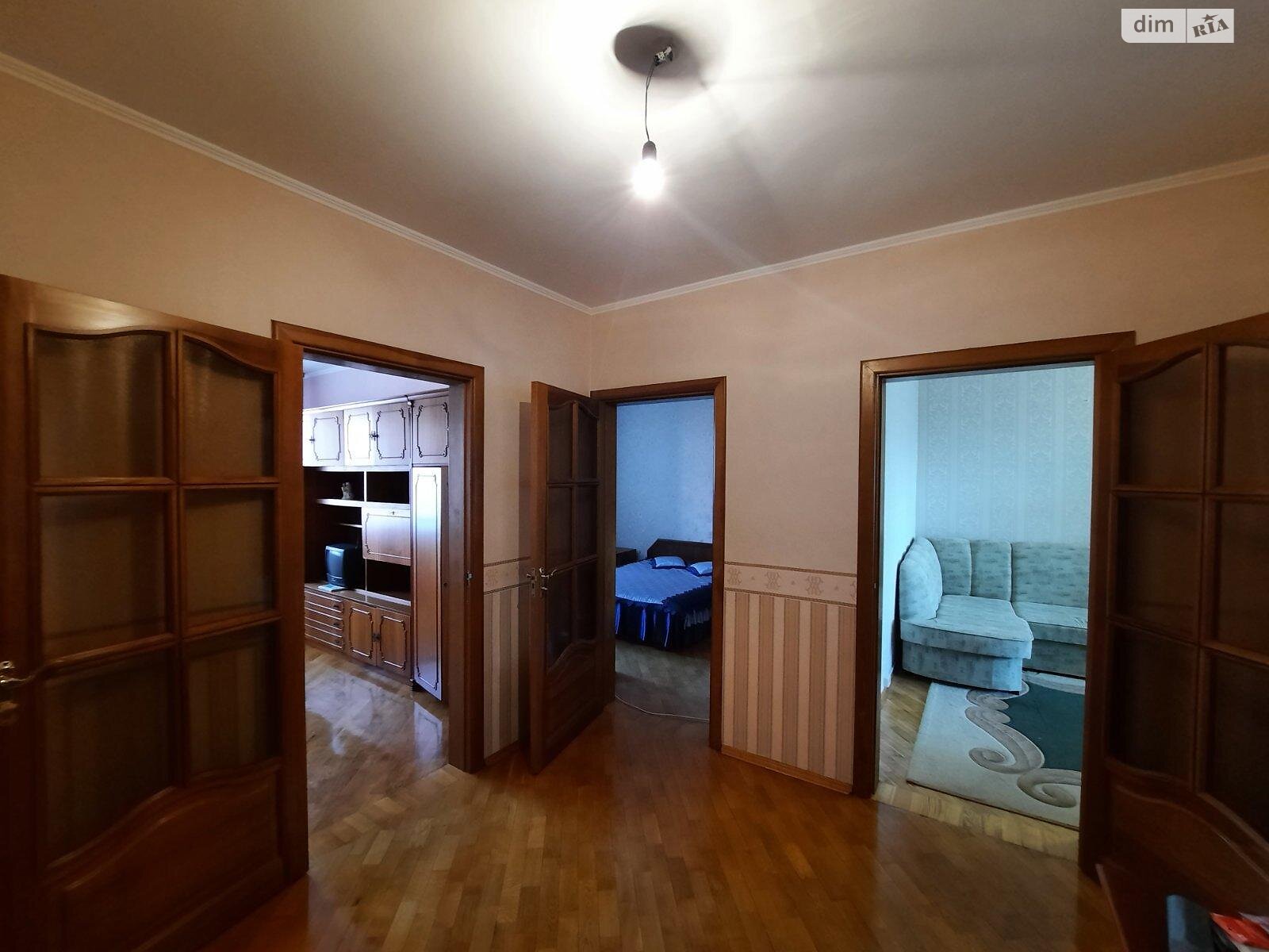 Продажа трехкомнатной квартиры в Киеве, на ул. Радунская 3А, район Троещина фото 1 Продажа трехкомнатной квартиры в Киеве, на ул. Радунская 3А, район Троещина фото 1