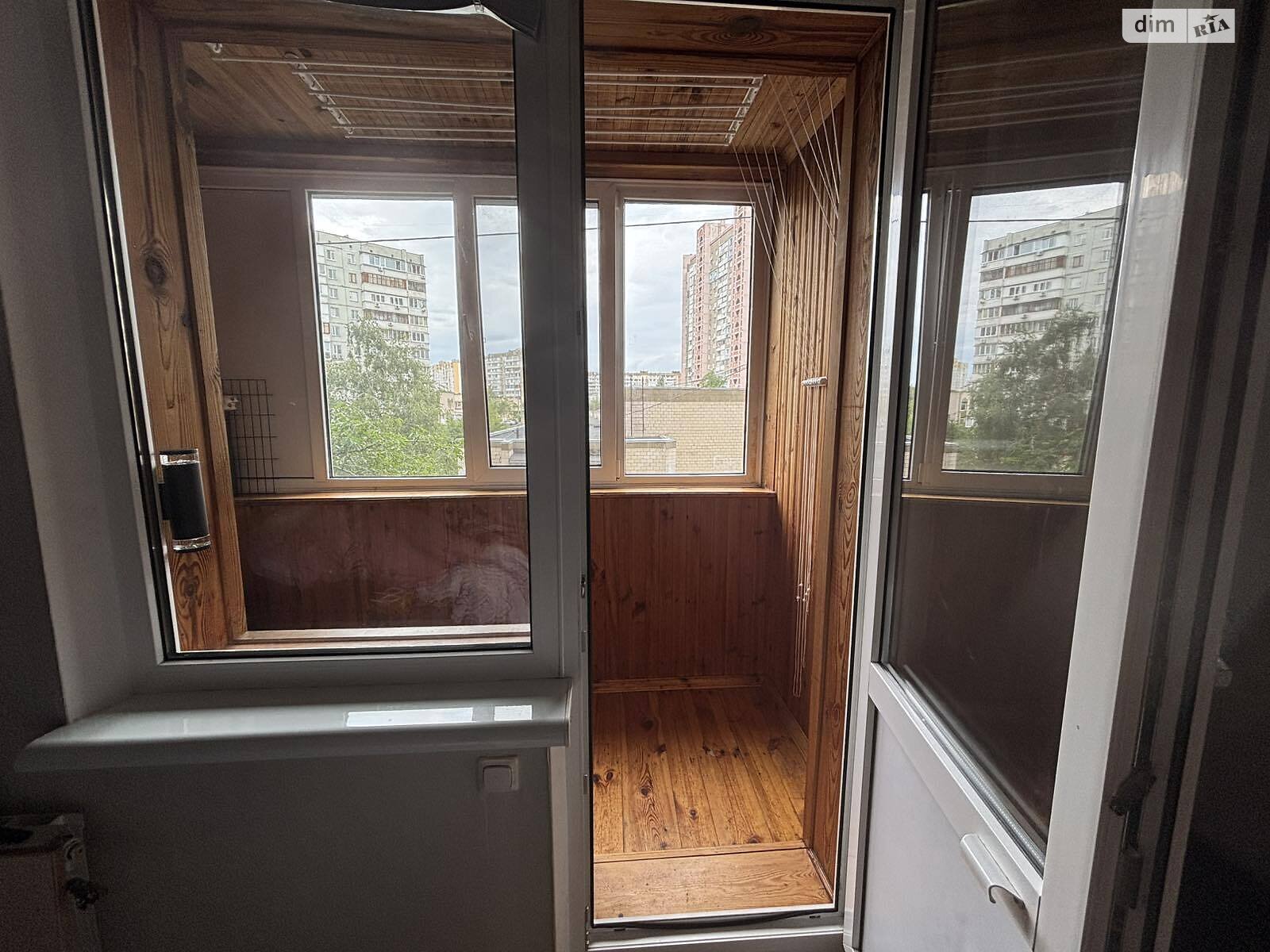 Продажа трехкомнатной квартиры в Киеве, на ул. Радунская 14, район Троещина фото 1 Продажа трехкомнатной квартиры в Киеве, на ул. Радунская 14, район Троещина фото 1