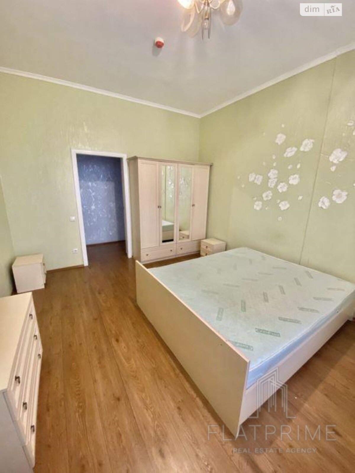 Продажа трехкомнатной квартиры в Киеве, на ул. Радунская 8/13, район Троещина фото 1 Продажа трехкомнатной квартиры в Киеве, на ул. Радунская 8/13, район Троещина фото 1