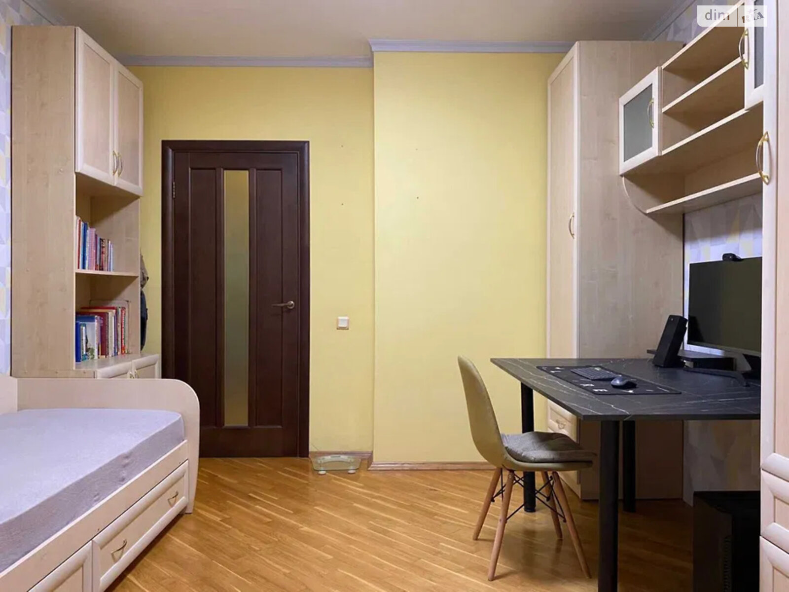 Продажа трехкомнатной квартиры в Киеве, на ул. Рональда Рейгана 10, район Троещина фото 1 Продажа трехкомнатной квартиры в Киеве, на ул. Рональда Рейгана 10, район Троещина фото 1