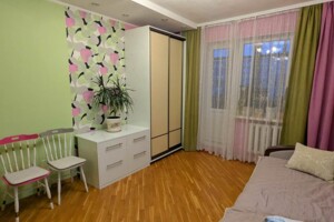 Продаж трикімнатної квартири в Києві, на вул. Рональда Рейгана 10, район Троєщина фото 2