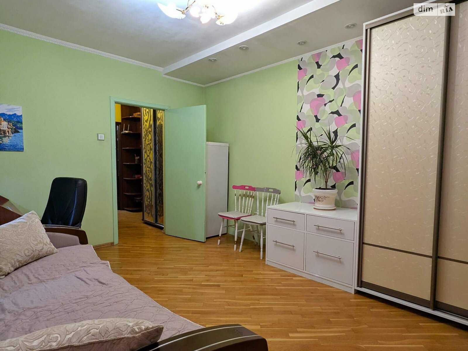 Продаж трикімнатної квартири в Києві, на вул. Рональда Рейгана 10, район Троєщина фото 1 Продаж трикімнатної квартири в Києві, на вул. Рональда Рейгана 10, район Троєщина фото 1