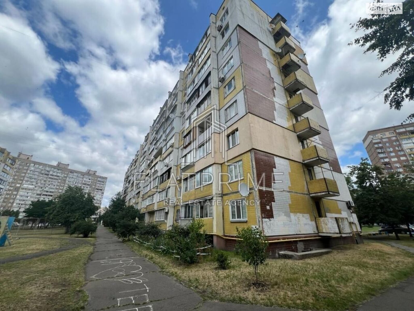 Продаж однокімнатної квартири в Києві, на вул. Рональда Рейгана 11А, район Троєщина фото 1 Продаж однокімнатної квартири в Києві, на вул. Рональда Рейгана 11А, район Троєщина фото 1