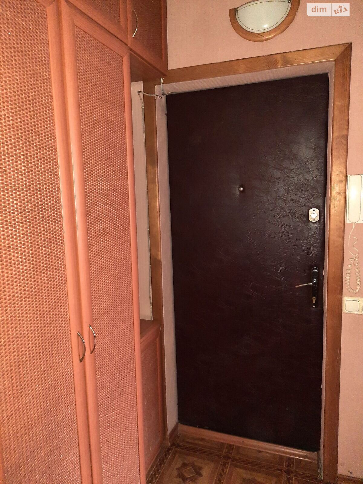 Продажа трехкомнатной квартиры в Киеве, на ул. Рональда Рейгана 10, район Троещина фото 1