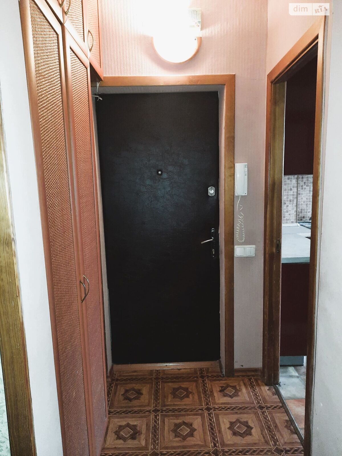 Продажа трехкомнатной квартиры в Киеве, на ул. Рональда Рейгана 10, район Троещина фото 1