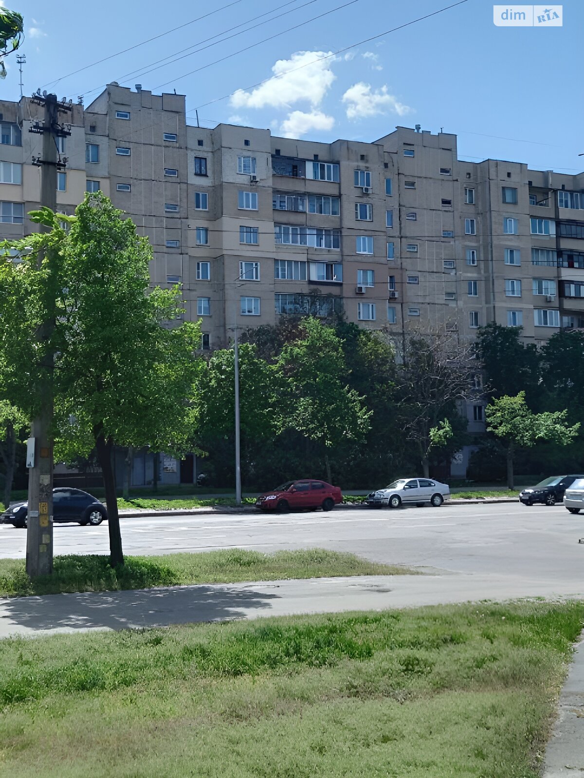 Продаж трикімнатної квартири в Києві, на вул. Сержа Лифаря 17, район Троєщина фото 1 Продаж трикімнатної квартири в Києві, на вул. Сержа Лифаря 17, район Троєщина фото 1