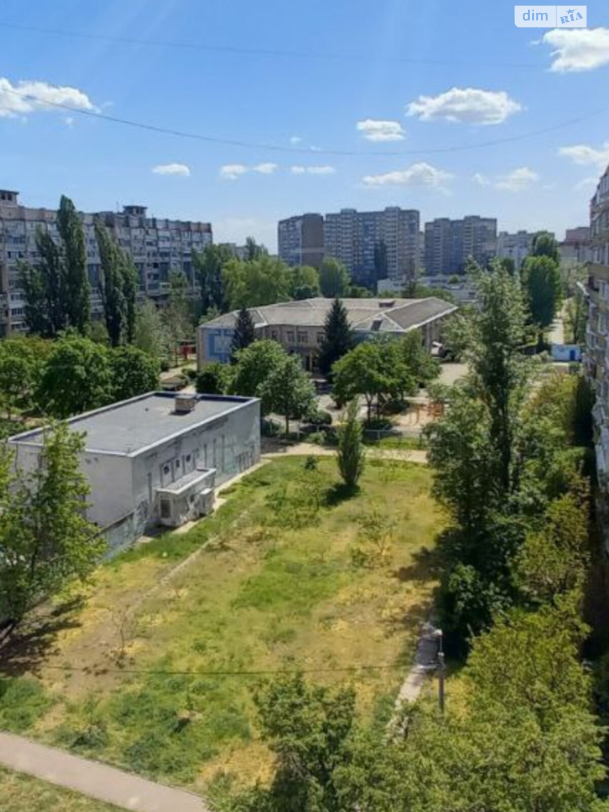 Продаж трикімнатної квартири в Києві, на вул. Сержа Лифаря 17, район Троєщина фото 1 Продаж трикімнатної квартири в Києві, на вул. Сержа Лифаря 17, район Троєщина фото 1