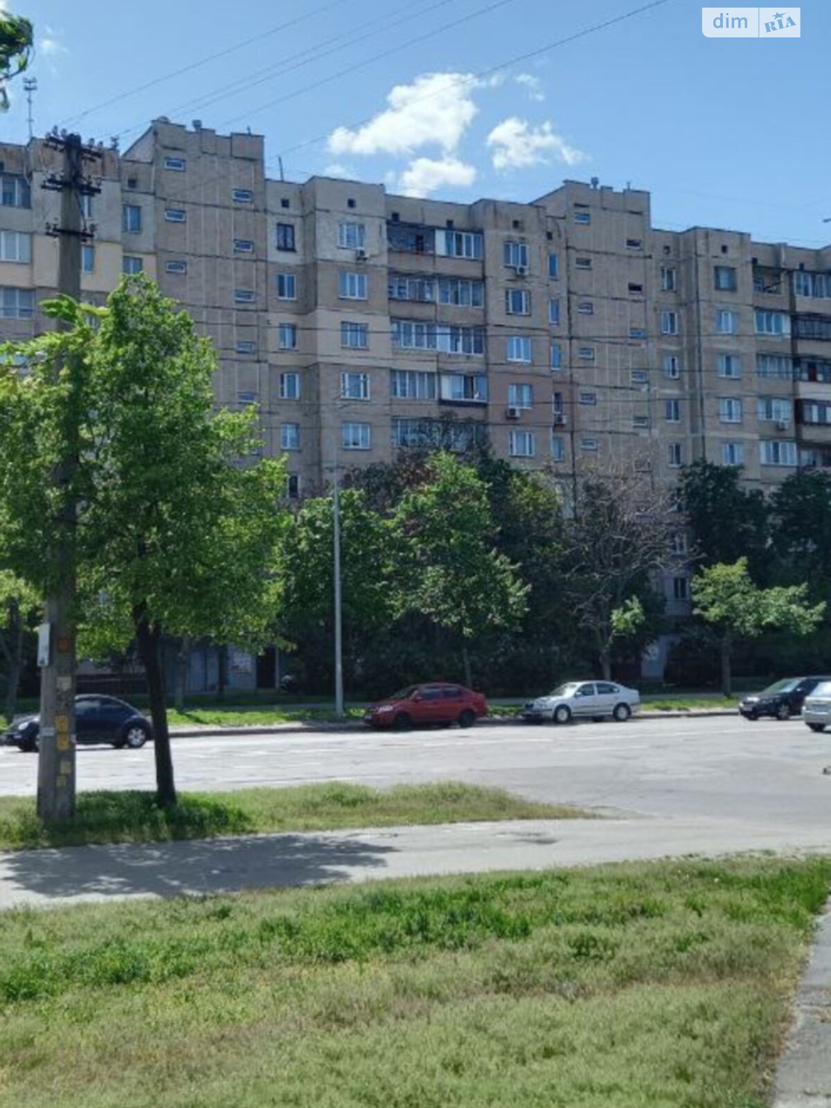 Продаж трикімнатної квартири в Києві, на вул. Сержа Лифаря 17, район Троєщина фото 1 Продаж трикімнатної квартири в Києві, на вул. Сержа Лифаря 17, район Троєщина фото 1