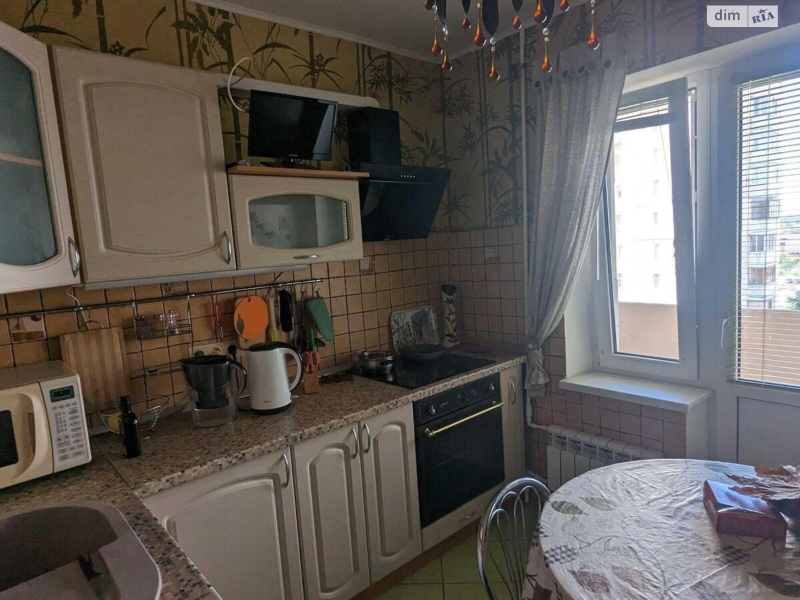Продажа трехкомнатной квартиры в Киеве, на ул. Рональда Рейгана 36, район Троещина фото 1