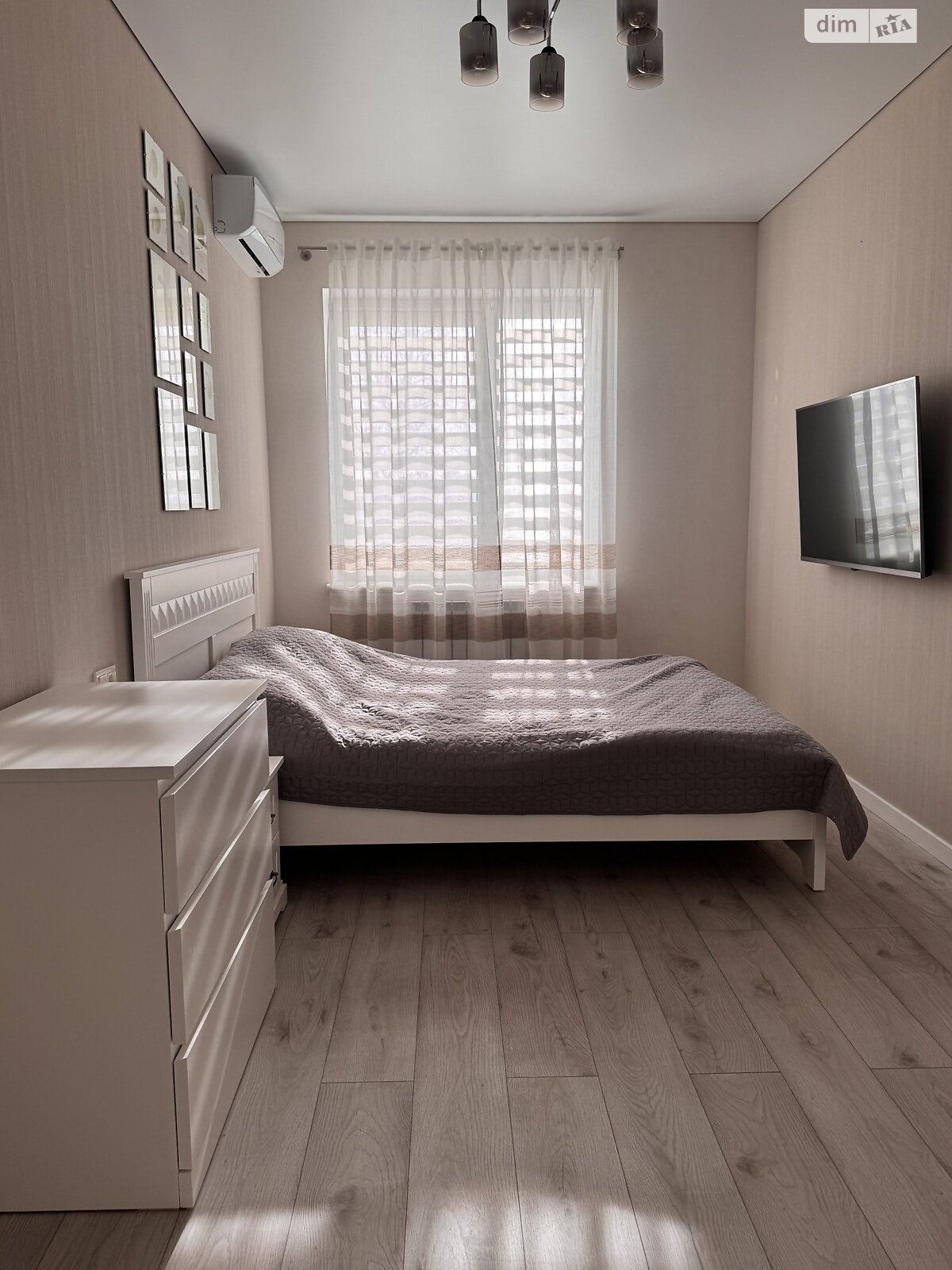 Продажа однокомнатной квартиры в Киеве, на ул. Тодося Осьмачки, район Троещина фото 1 Продажа однокомнатной квартиры в Киеве, на ул. Тодося Осьмачки, район Троещина фото 1