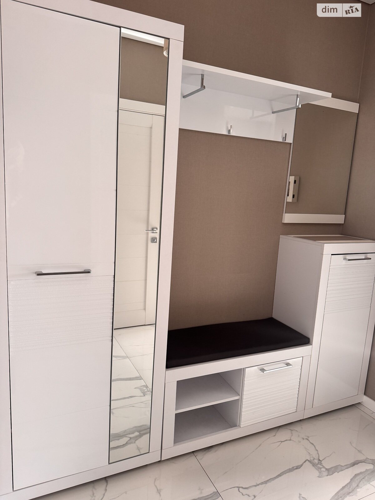 Продажа однокомнатной квартиры в Киеве, на ул. Тодося Осьмачки, район Троещина фото 1 Продажа однокомнатной квартиры в Киеве, на ул. Тодося Осьмачки, район Троещина фото 1