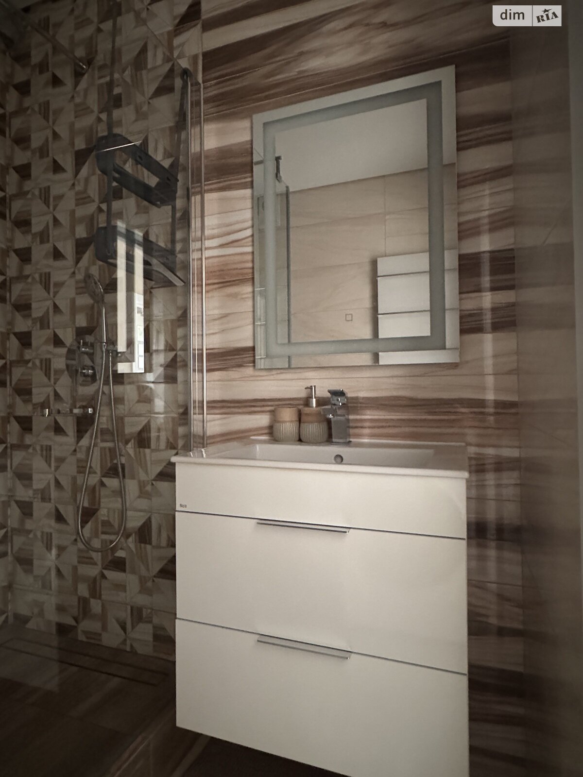 Продажа однокомнатной квартиры в Киеве, на ул. Тодося Осьмачки, район Троещина фото 1 Продажа однокомнатной квартиры в Киеве, на ул. Тодося Осьмачки, район Троещина фото 1