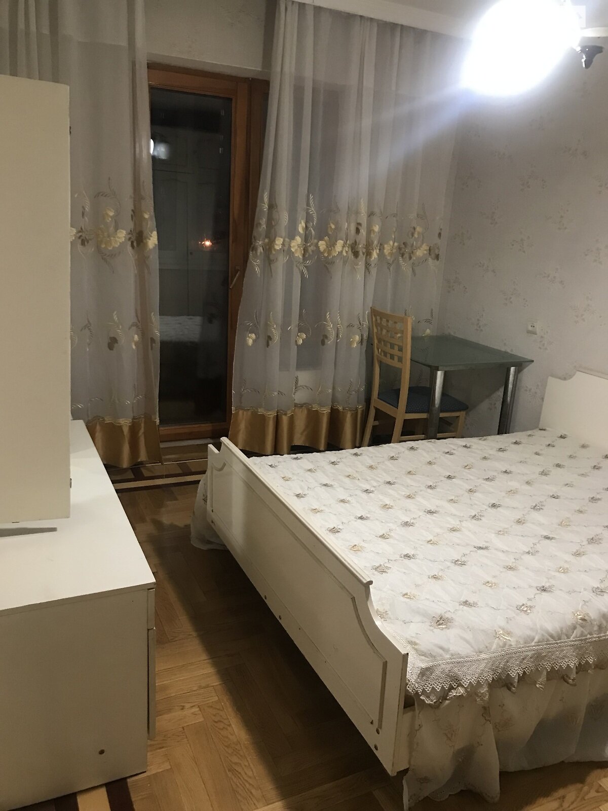 Продаж чотирикімнатної квартири в Києві, на бул. Володимира Висоцького 6, район Троєщина фото 1 Продаж чотирикімнатної квартири в Києві, на бул. Володимира Висоцького 6, район Троєщина фото 1