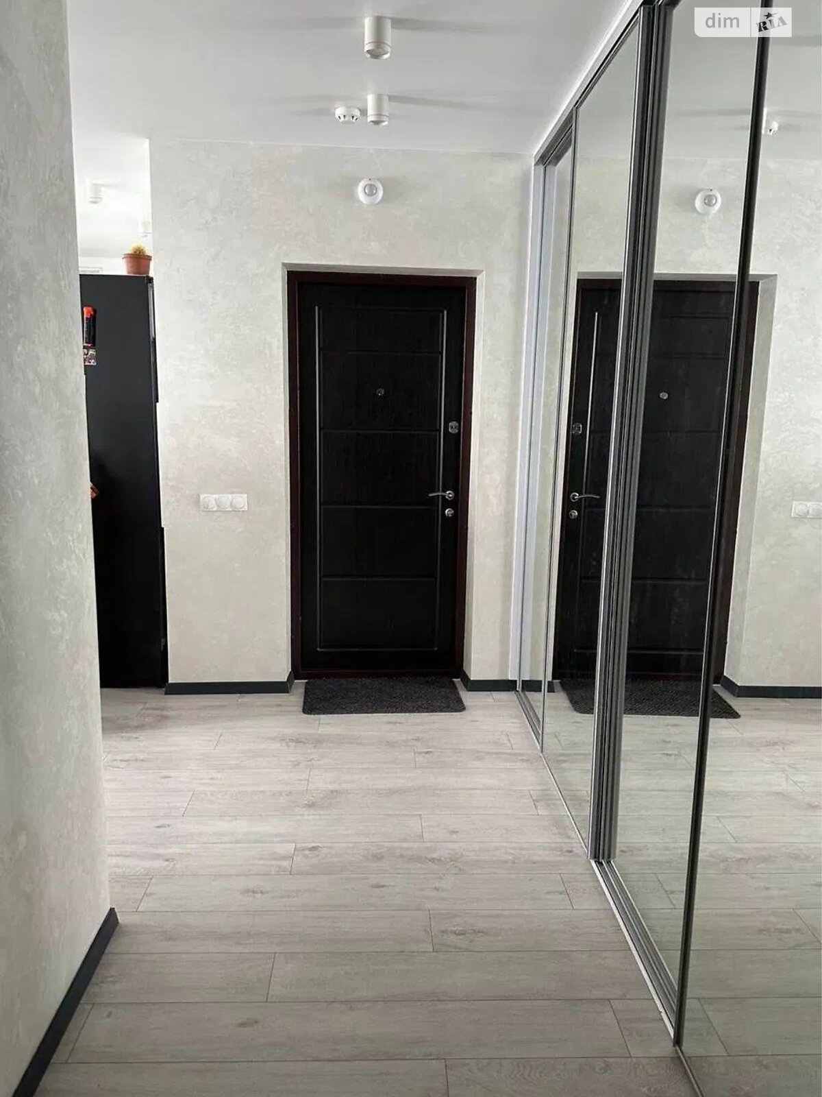 Продажа трехкомнатной квартиры в Киеве, на ул. Заречная 1, район Троещина фото 1 Продажа трехкомнатной квартиры в Киеве, на ул. Заречная 1, район Троещина фото 1