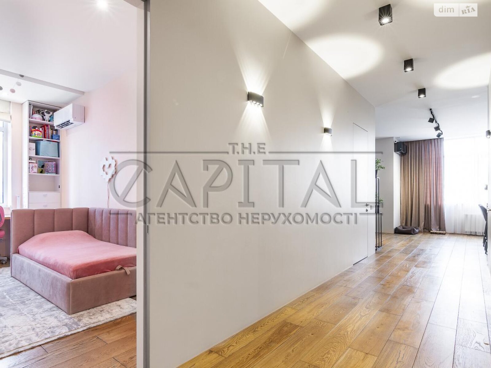 Продаж трикімнатної квартири в Києві, на вул. Трускавецька 8, фото 1