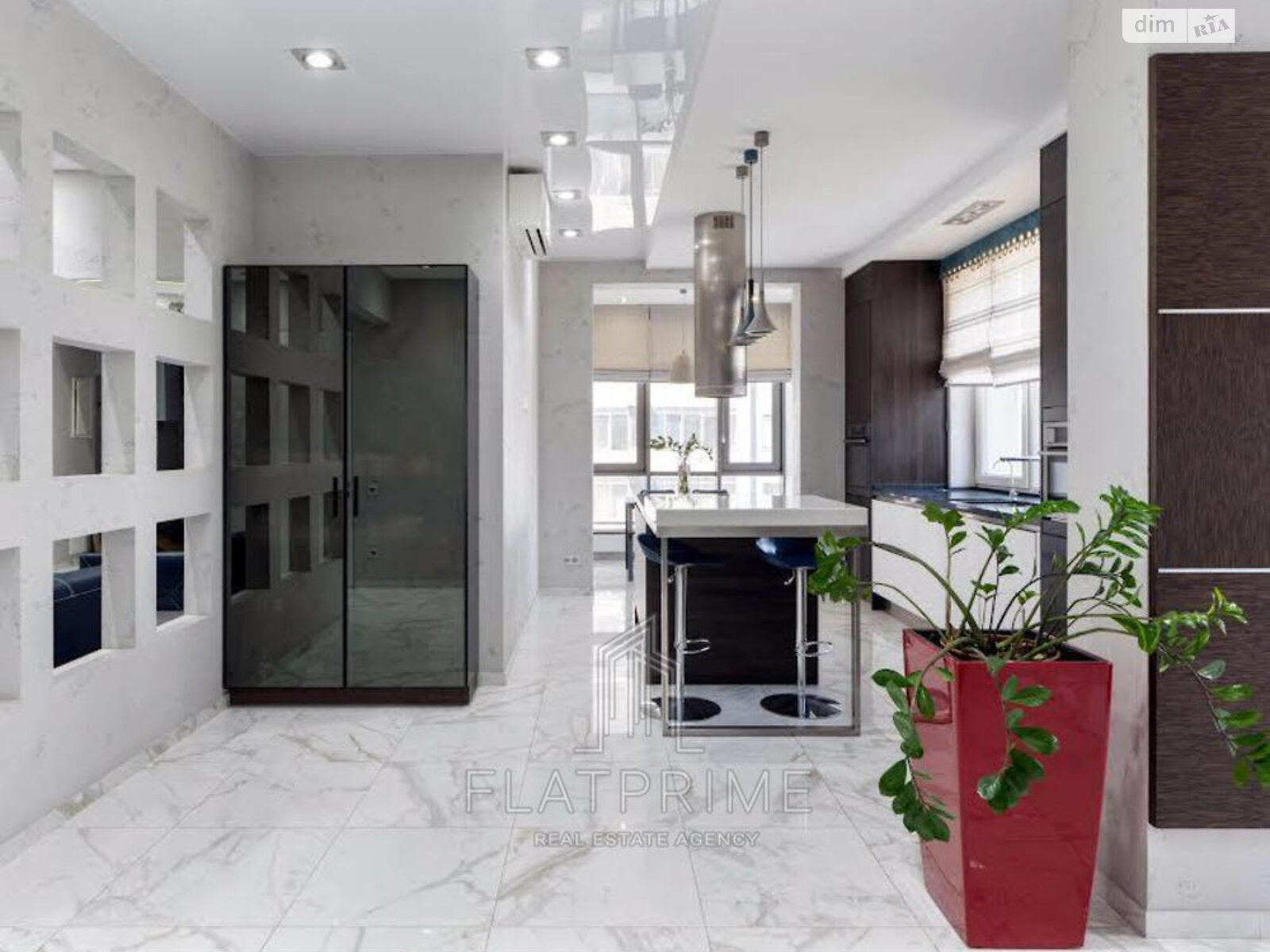 Продаж трикімнатної квартири в Києві, на вул. Трускавецька 2А, фото 1 Продаж трикімнатної квартири в Києві, на вул. Трускавецька 2А, фото 1