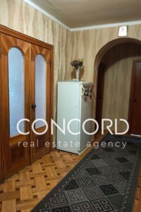 Продажа четырехкомнатной квартиры в Киеве, на ул. Антоновича 165, район Центр фото 2